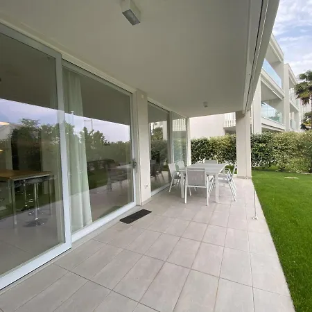 Immobiliare Jvl - White Residence Lido di Jesolo Exterior photo