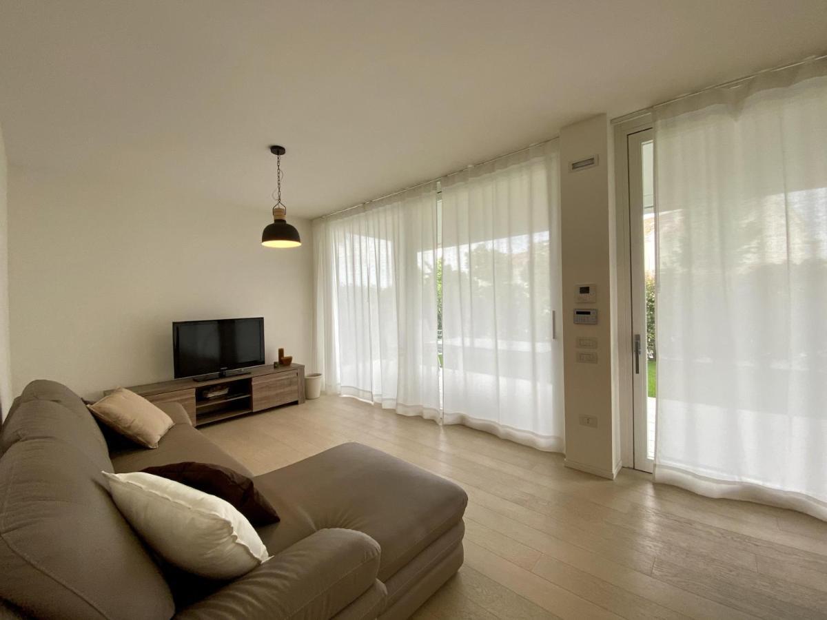 Immobiliare Jvl - White Lido di Jesolo
